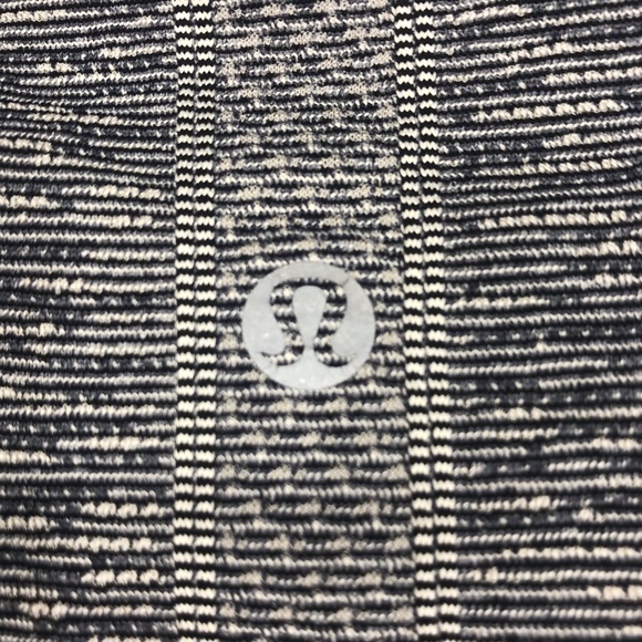 Lululemon swiftly tech long sleeved shirts size 6 - Picture 6 of 14